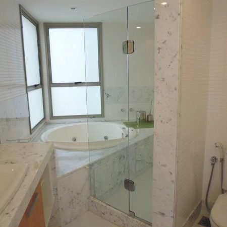SUITE 04-5