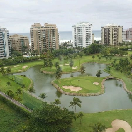 Vista Lago Golden Green