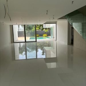 WhatsApp Image 2024-12-13 at 17.34.20 (1)