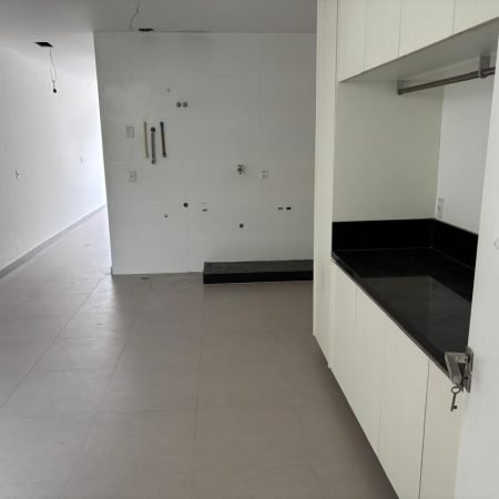 WhatsApp Image 2024-12-13 at 17.34.20 (22)