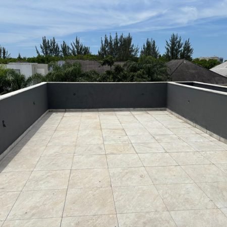 WhatsApp Image 2024-12-13 at 17.34.20 (46)