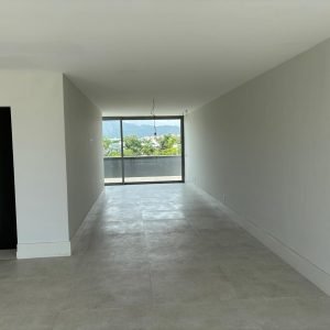 WhatsApp Image 2024-12-13 at 17.34.21 (2)