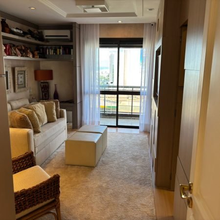 WhatsApp Image 2025-05-23 at 16.14.03 (1)