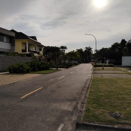 WhatsApp Image 2025-10-01 at 15.22.53 (1)