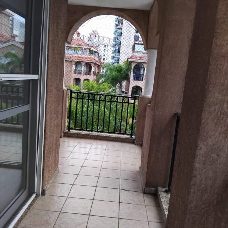 WhatsApp Image 2025-12-05 at 15.11.28