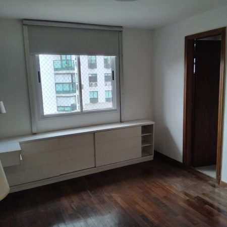 WhatsApp Image 2025-12-05 at 15.11.38 (1)