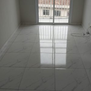 Apartamento para venda possui 47 metros quadrados com 2 quartos todo reformado - Rio de Janeiro - RJ
